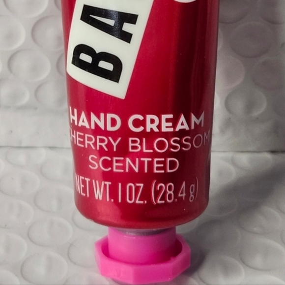 Barbie Hand Cream Set - Picture 3 of 9